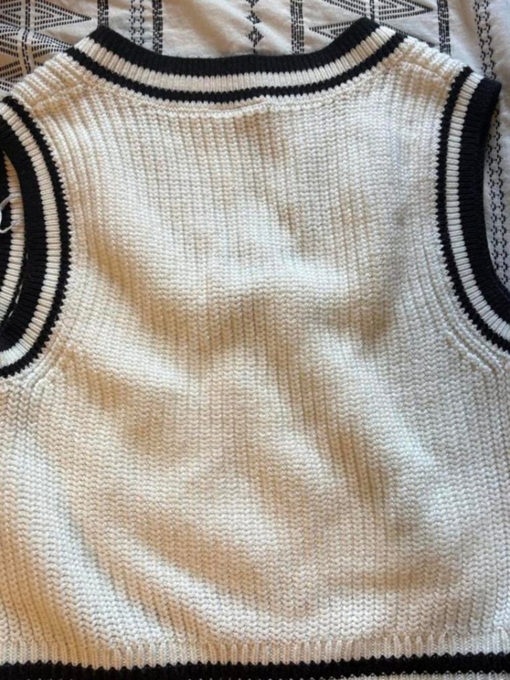 Cream Black Trim V‑Neck Preppy Knit Sweater Vest